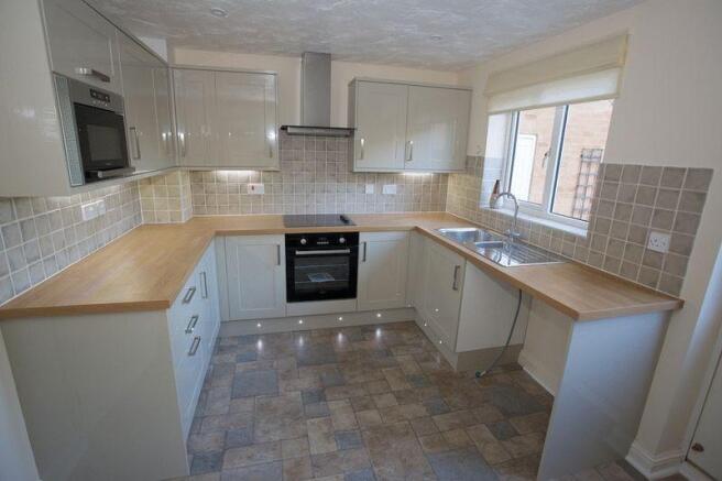 Fitted kitchen...