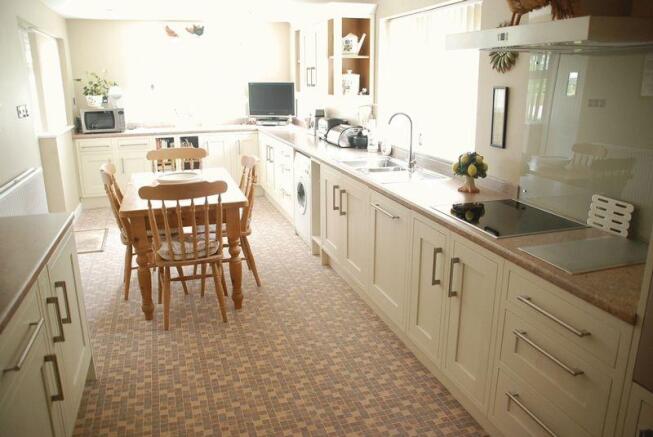 Kitchen/Breakfast