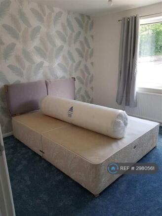 3 bed Semi-Detached to rent Image 7