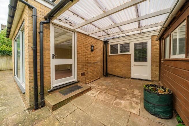 Lean-To/Garage