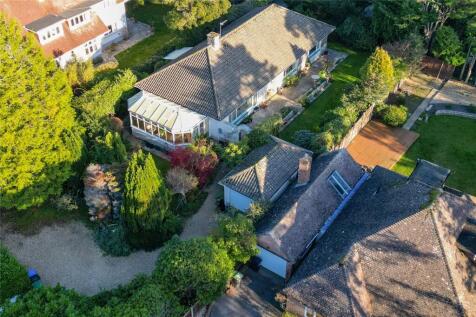 Canford Crescent, Canford Cliffs, Poole, Dorset, BH13