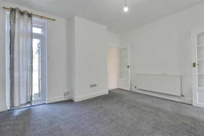 essex road dining room 3.jpg