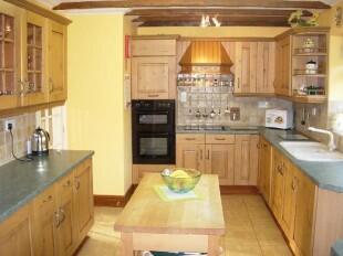 Fitted Kitchen