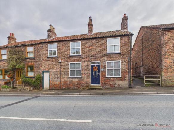 3-bed semi-detached on 29, Front Street, Middleton On The Wolds, YO25 9UA, £245,000