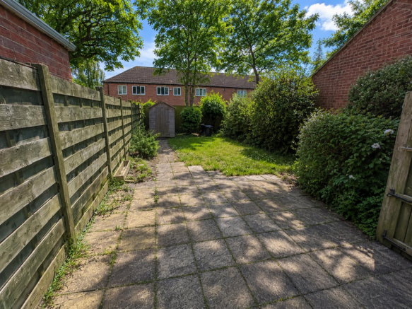2 bed Semi-Detached for sale Image 8
