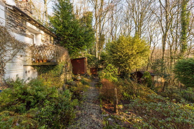 Side garden
