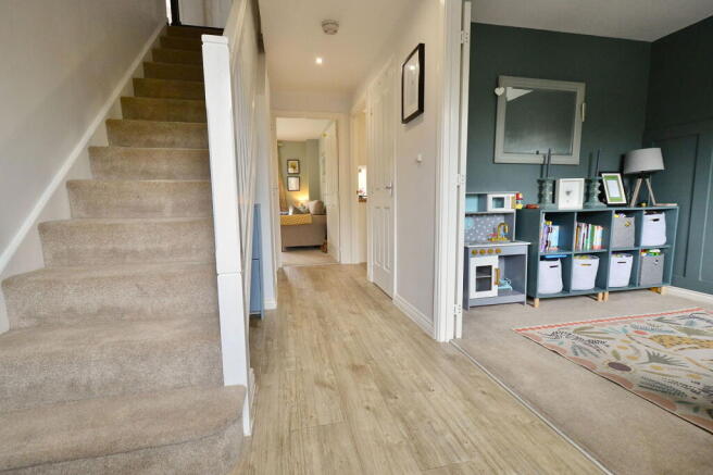 Photo 8