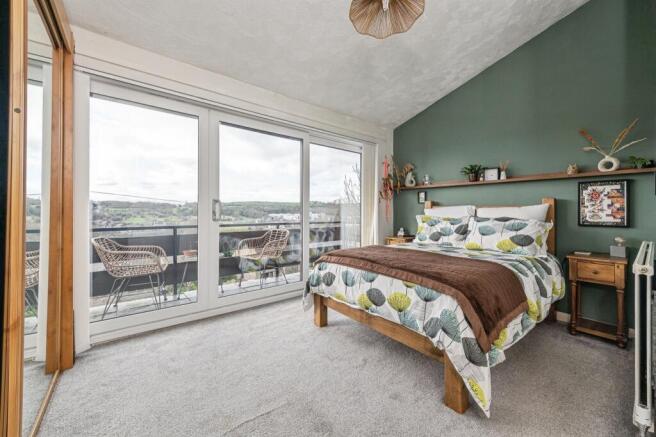 3 bed Detached for sale Image 6