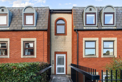 Summerlays Court, Bath, Somerset, BA2