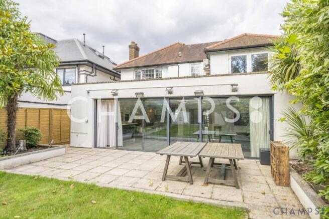 4 bedrooms house to rent in Richmond