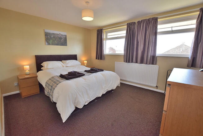2 bed Semi-Detached for sale Image 8