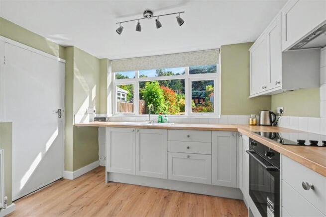 Kitchen_1.jpeg