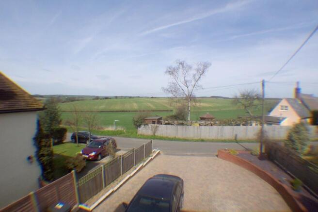 VIEW TO FRONT