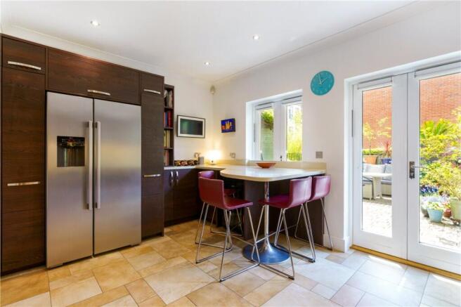 4 bed Terraced for sale Image 7