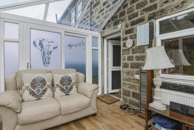 2 bed Cottage for sale Image 6