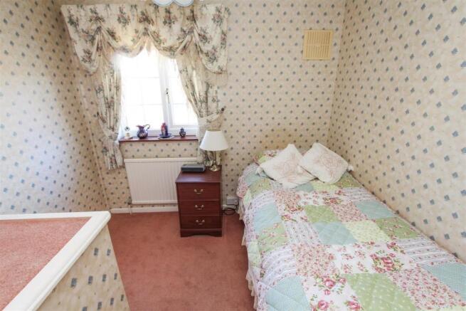 BED 3.jpg