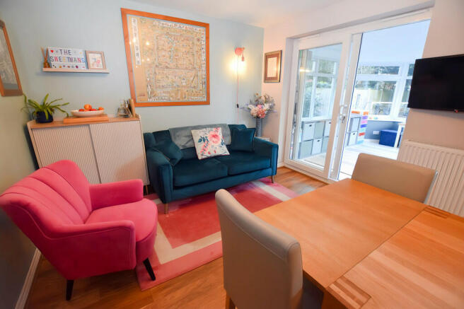 Snug Area 1