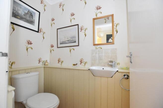 D/S Cloakroom