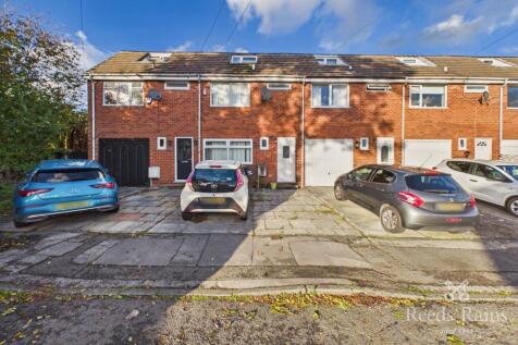 Lisburne Close, Offerton, Stockport, Cheshire, SK2