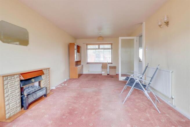 Alderney Gardens, Wickford photo 4