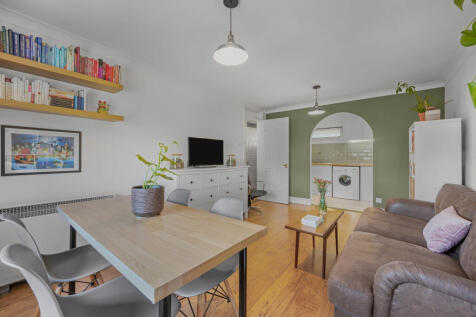 Pincott Place, London, SE4