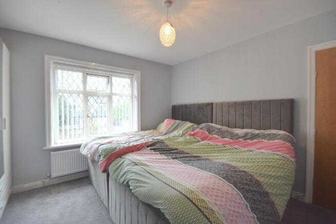 3 bed Semi-Detached for sale Image 10