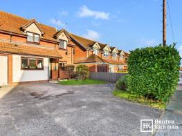 121b, Norsey View Drive, Billericay CM12 0QU