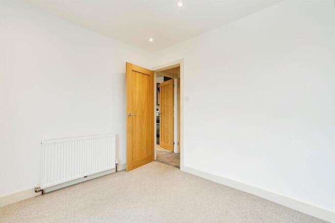1 bed Flat for sale Image 7
