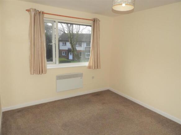 28 rosemary ct bed 1.JPG