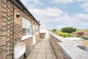 1, The Parade, Caterways, Horsham RH12 2AL