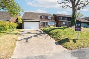 146, Ridge Langley, South Croydon CR2 0AS