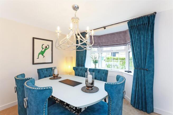 4 bed Detached for sale Image 12