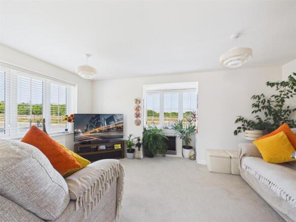 Lounge: