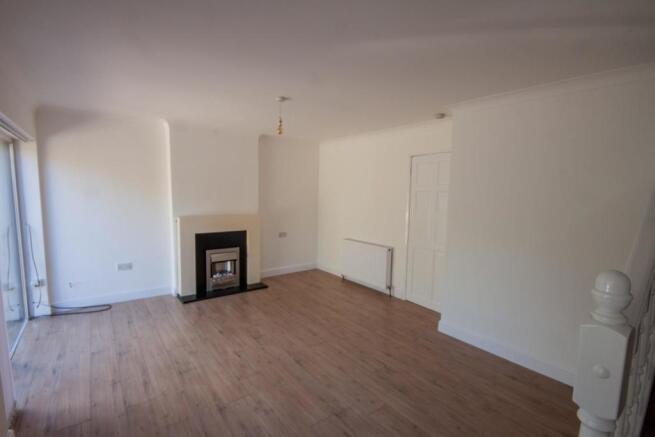 IMG_0136- 2 Avon Road- Reduced.jpg