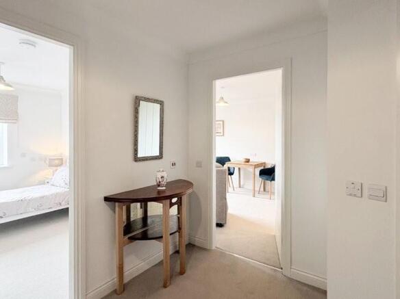 2 bed Retirement Property for sale Image 10