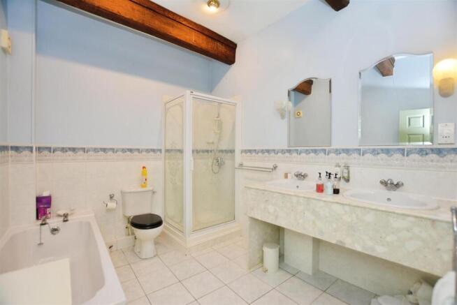 2 bed Semi-Detached for sale Image 6