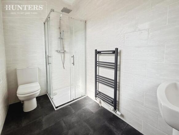 3 bed End of Terrace to rent Image 9