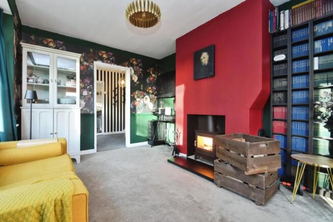 4 bed Detached for sale Image 6