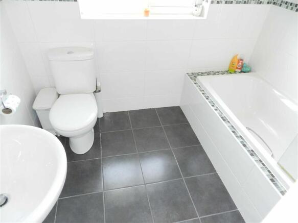 HOUSE BATHROOM