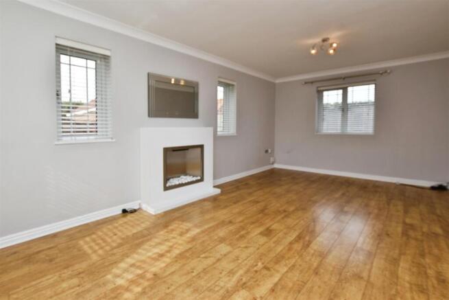 3 bed Detached Bungalow for sale Image 5