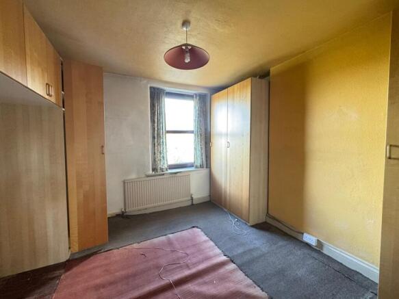 3 bed Semi-Detached for sale Image 11