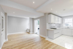 6, Belgrave Mansions, Belgrave Gardens, London NW8 0RA