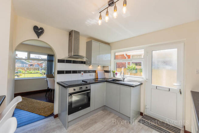 St. Annes Way, Belton photo 5