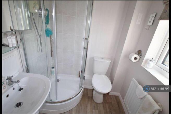 Master Ensuite