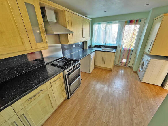 Mansell Road, Shoreham-by-Sea photo 4