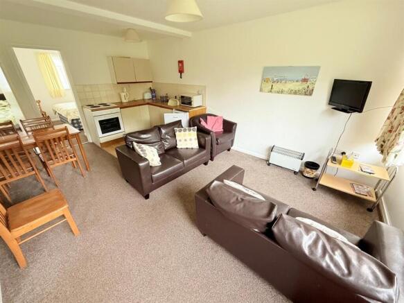 Kitchen/Living Room