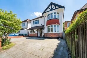 22, Penshurst Gardens, Edgware HA8 9TP