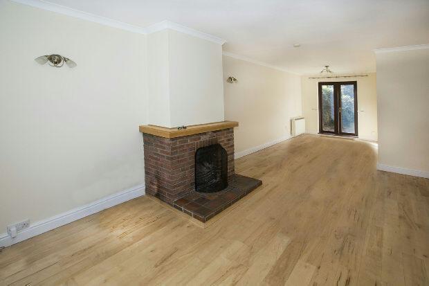Lounge-Dining Room