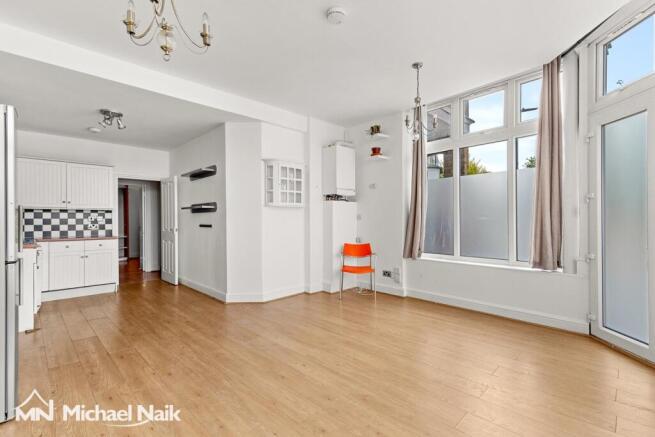Nevill Road, N16