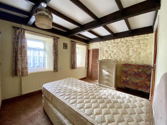 BEDROOM 2: